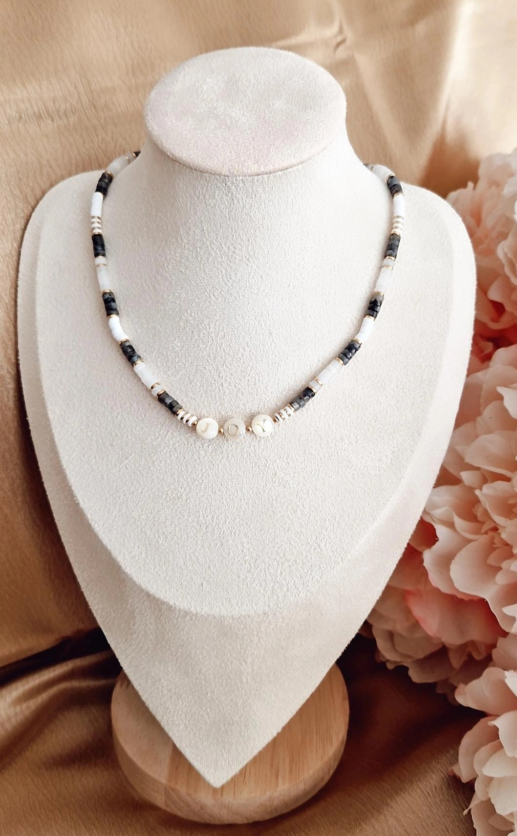 Collier en acier inoxydable perles d'eau douce tons noirs
