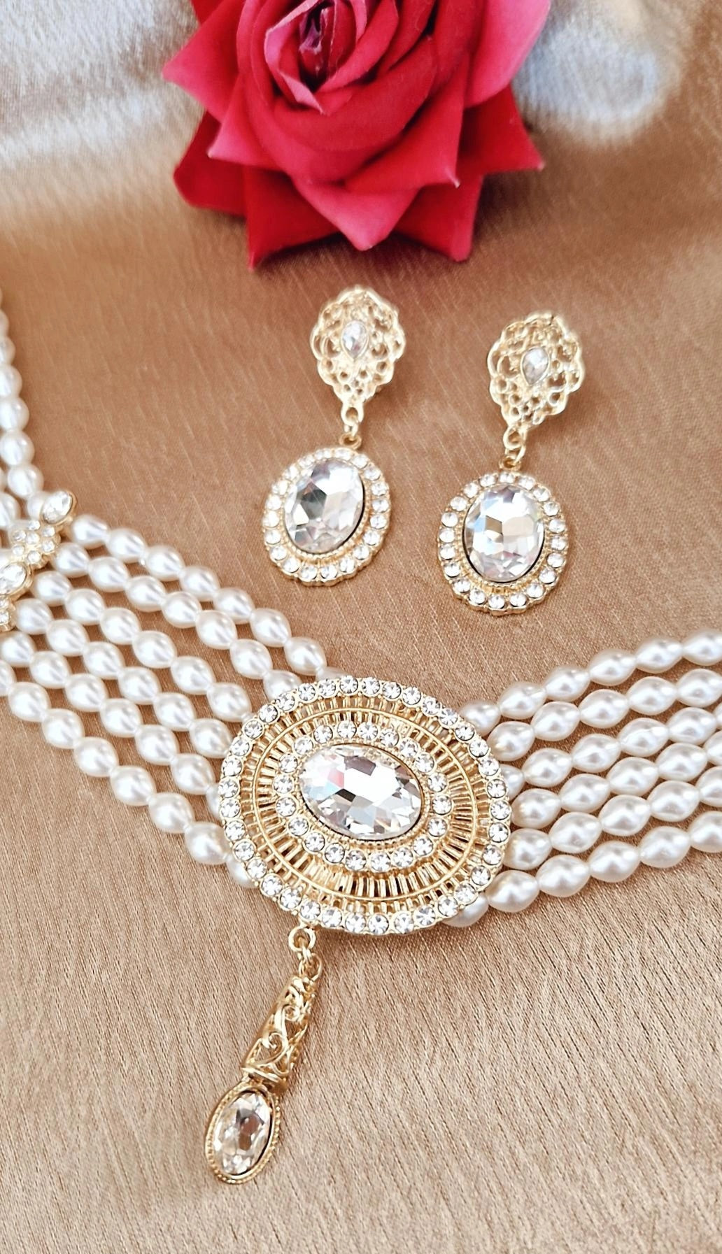 Ensemble Collier choker + les boucles d'oreilles assorties pendentifs beldi