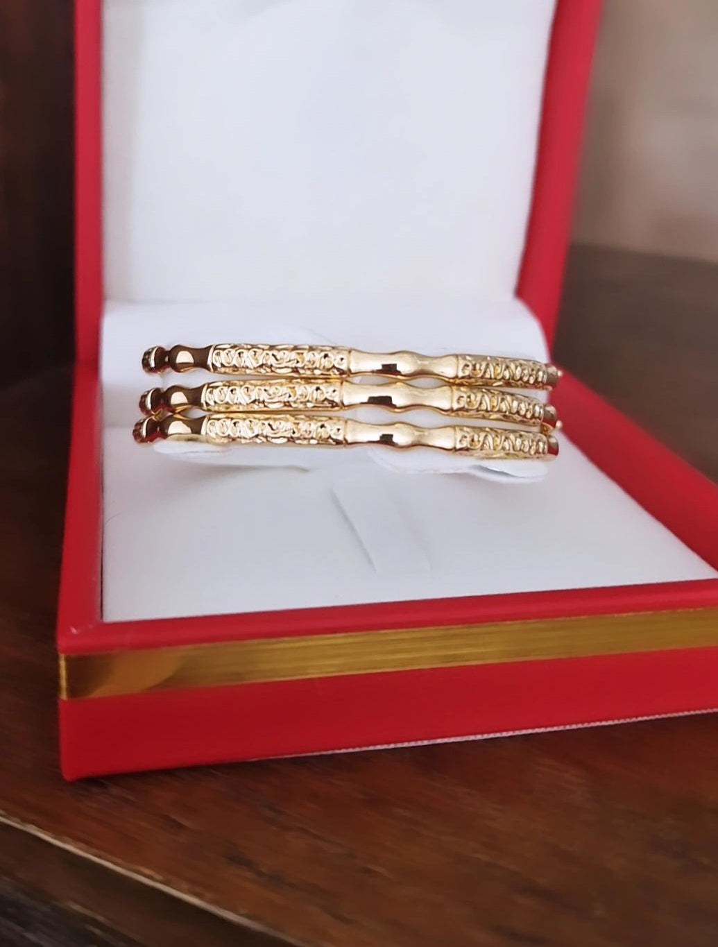 Lot de 3 bracelets jonc en acier inoxydable gravures Beldi