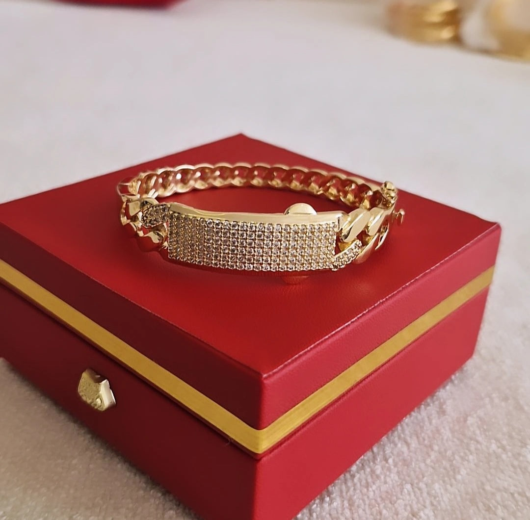 Bracelet jonc en acier inoxydable effet maille et strass