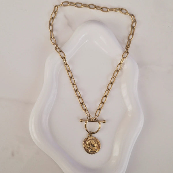 Collier en acier inoxydable pendentif Marianne