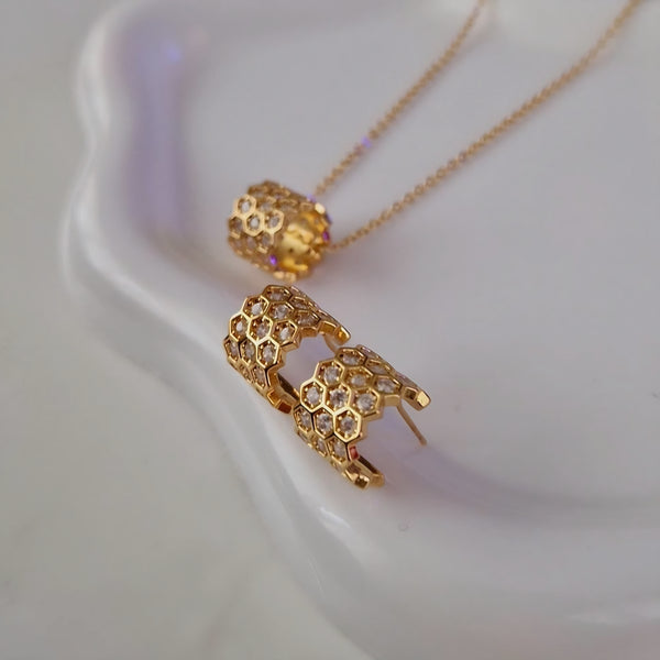 Ensemble Collier + boucles d'oreilles assorties en acier inoxydable multi strass