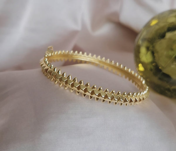 Bracelet jonc pics (vendu a l'unité)