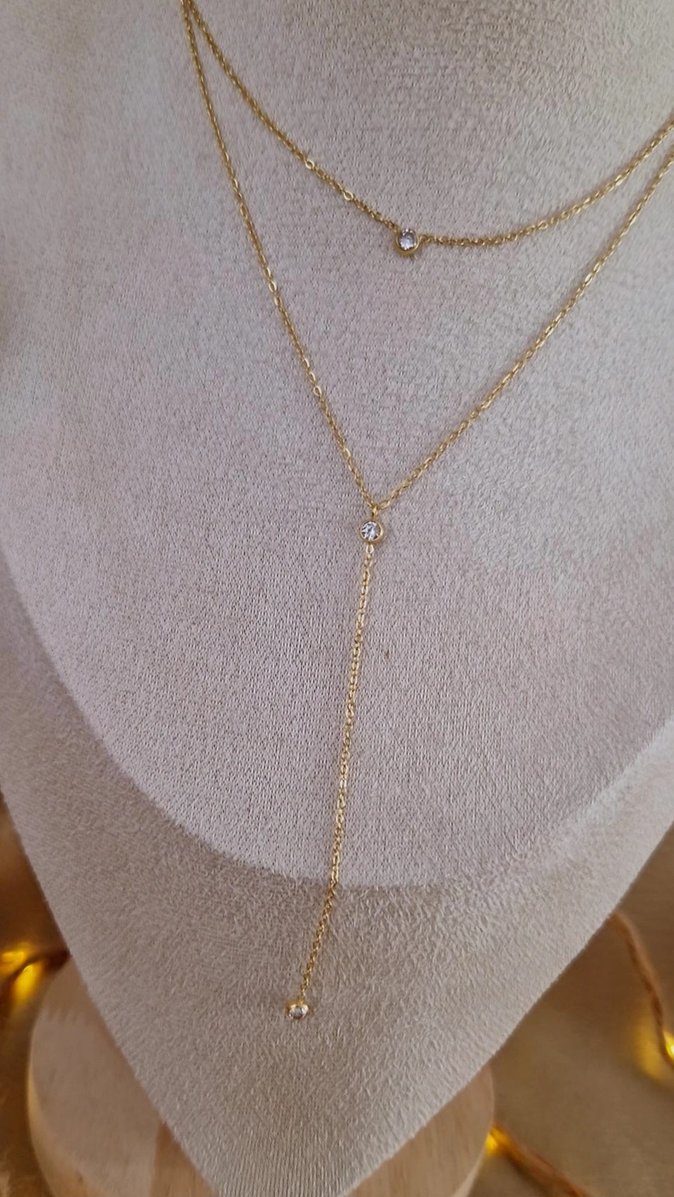 Collier en acier inoxydable en Y avec strass