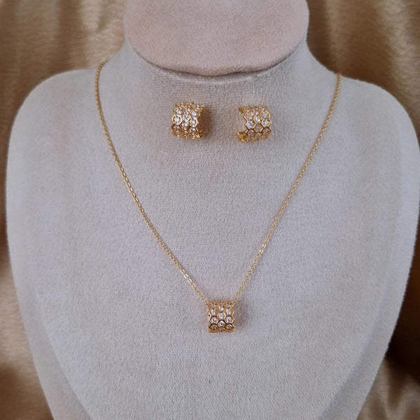 Ensemble Collier + boucles d'oreilles assorties en acier inoxydable multi strass