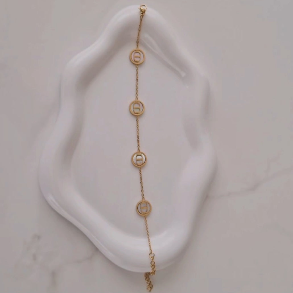 Bracelet en acier inoxydable multi cercles et nacre