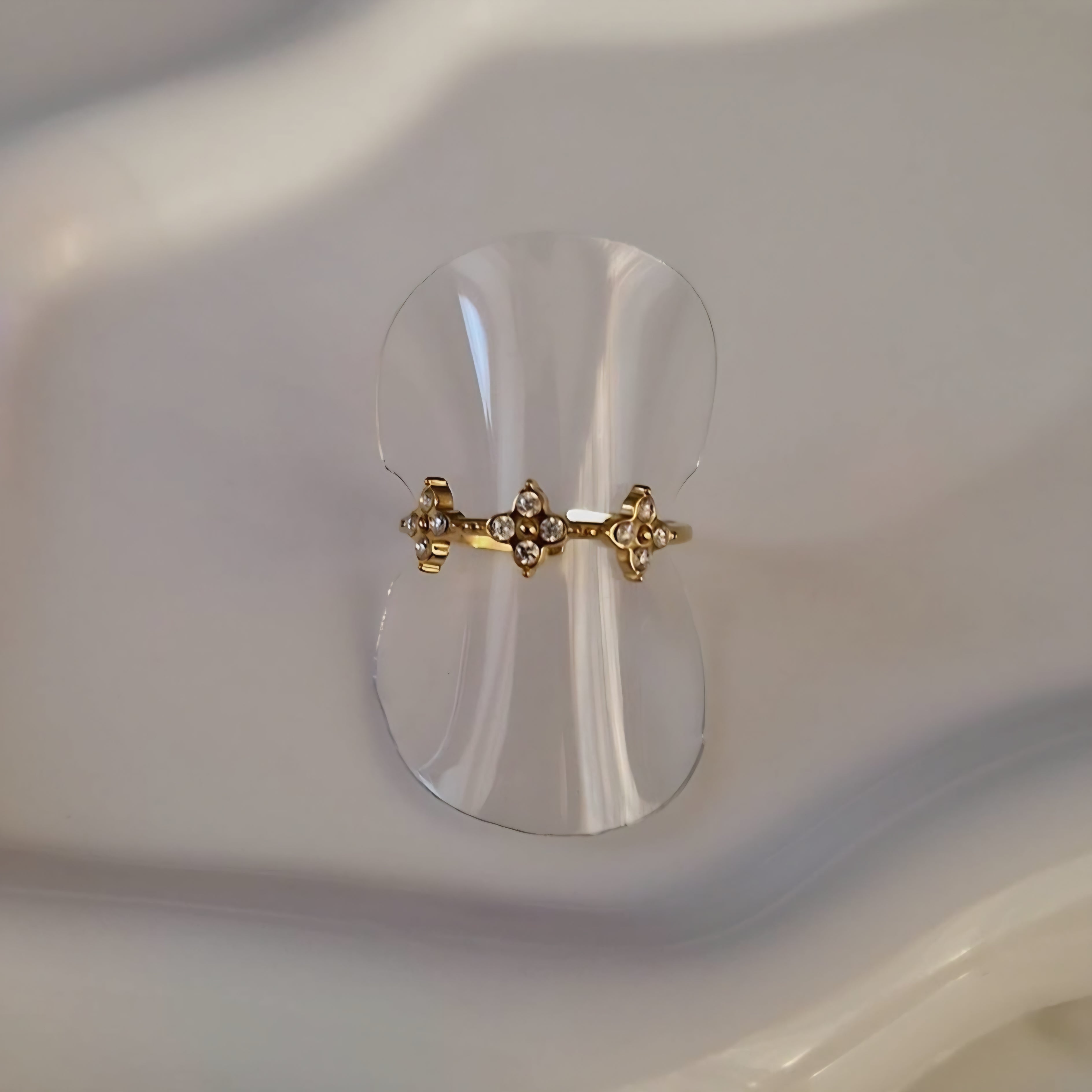 Bague ajustable en acier inoxydable fleurs de strass