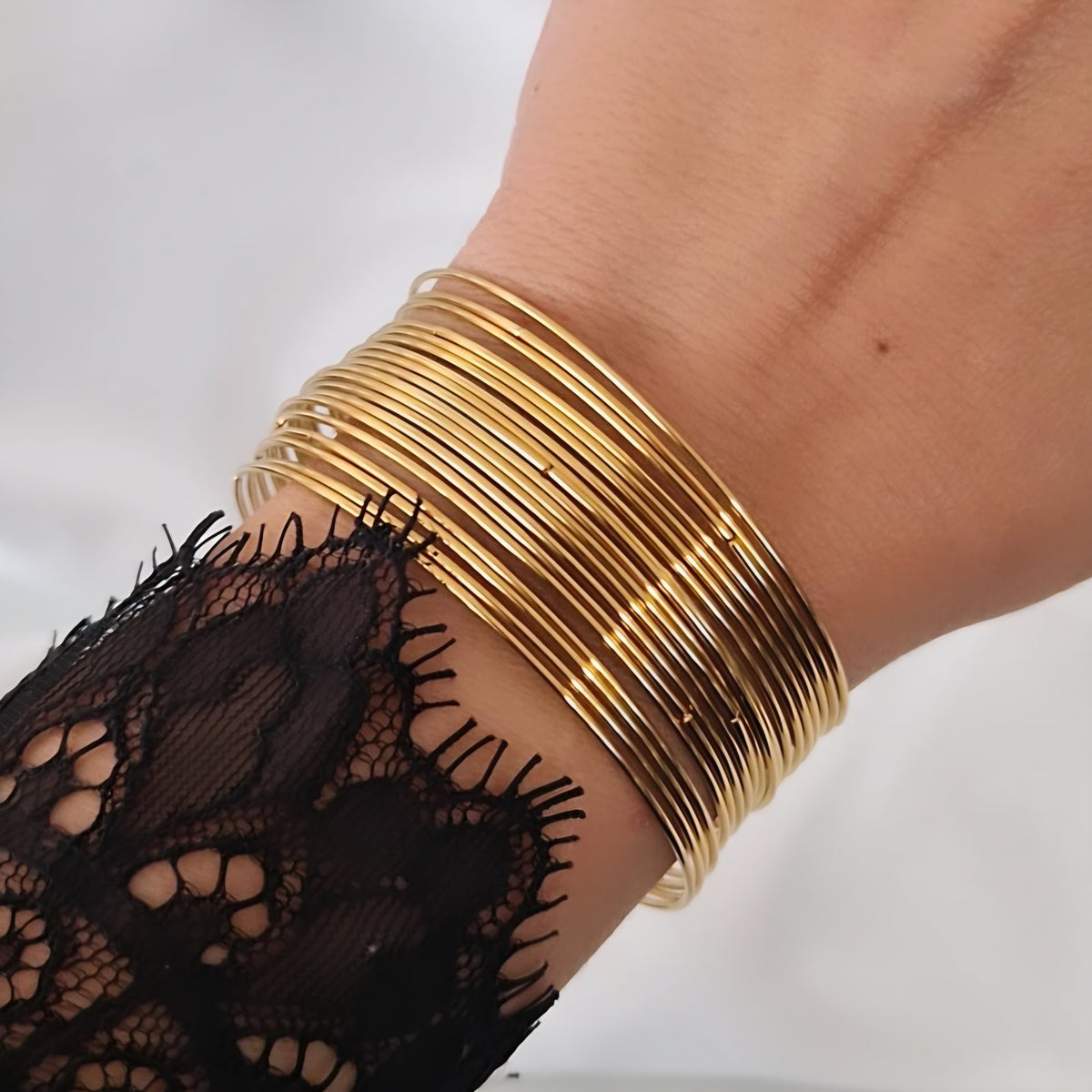 Lot de 19 Bracelets fins type filaments en acier inoxydable