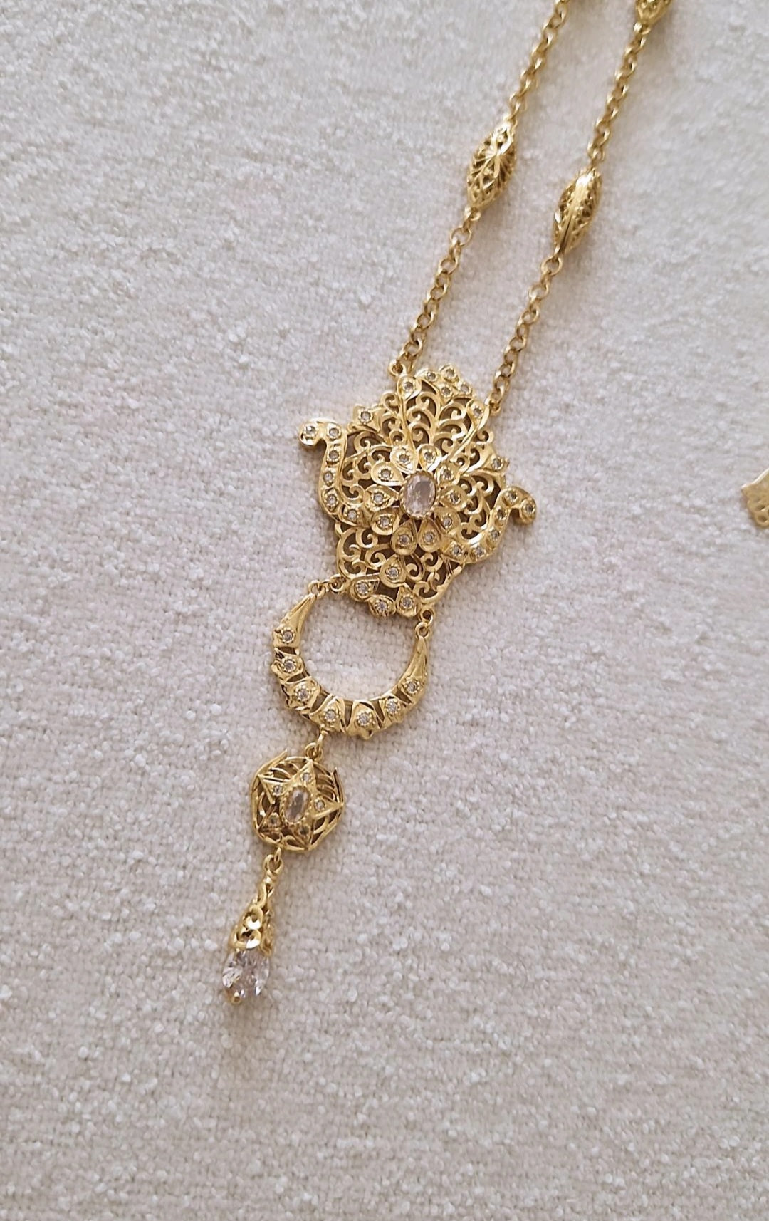 Collier sautoir beldi Boulahiya cravache en acier oriental strass