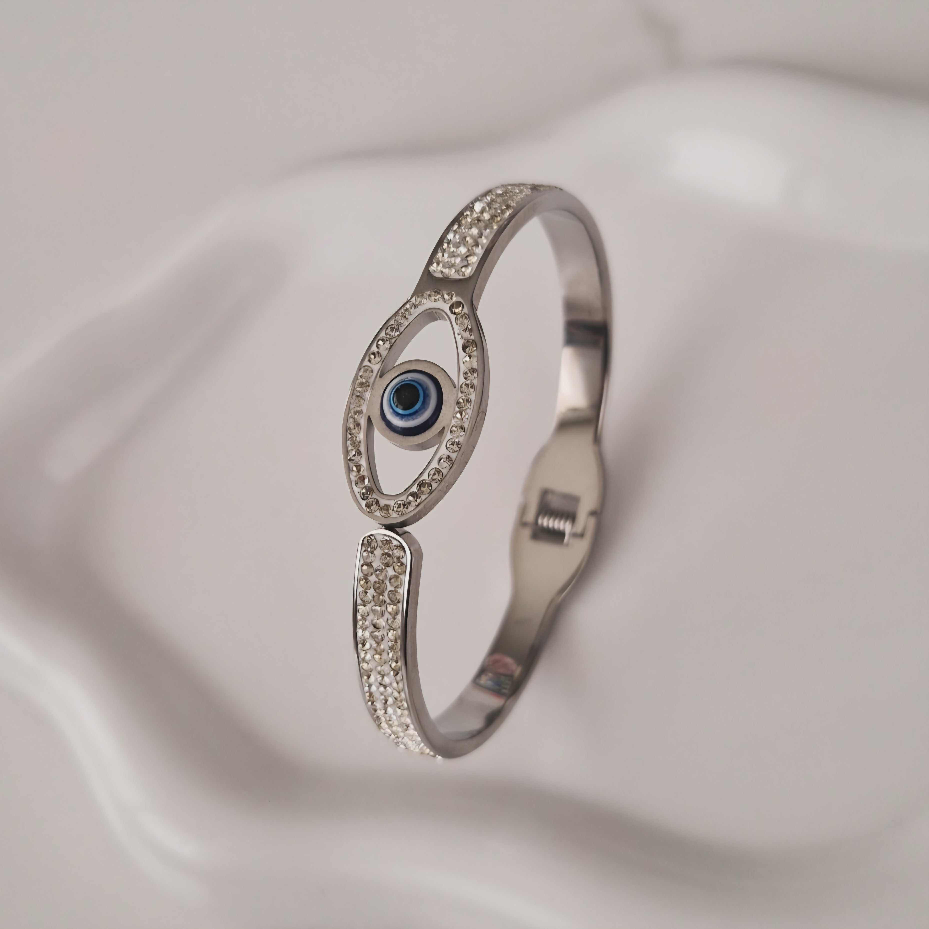 Bracelet jonc en acier inoxydable Oeil et strass