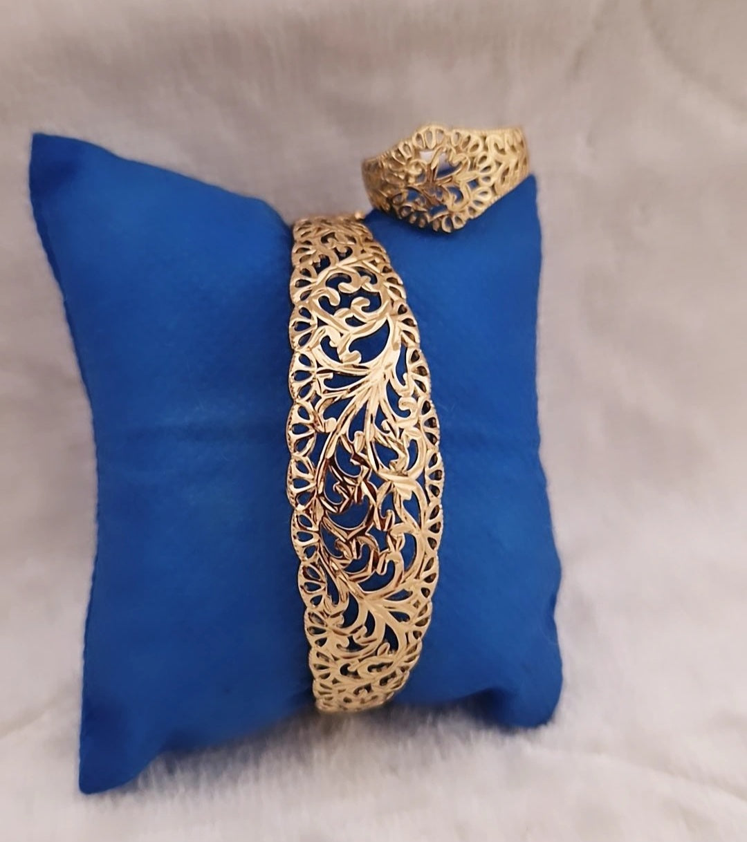 Ensemble bracelet jonc et sa bague en acier inoxydable ajourés