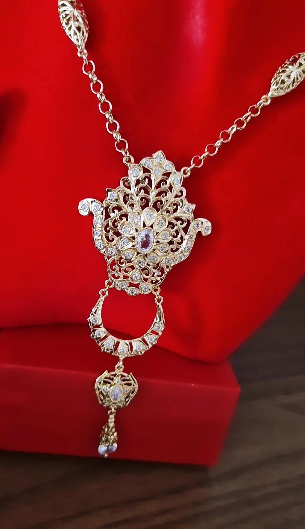 Collier sautoir beldi Boulahiya cravache en acier oriental strass
