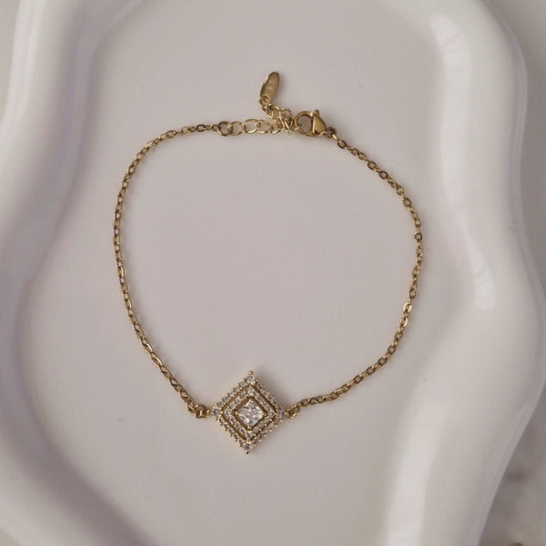 Bracelet en acier inoxydable carré de strass